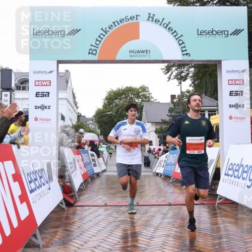 30.08.2026 - Blankeneser Heldenlauf Lena Gebhardt http://msf.ph/oto/10017862 30.08.2026 09:22:51 Ziel 3509, 3609, 3666, 3728 meine-sportfotos.de