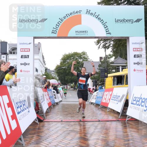 30.08.2026 - Blankeneser Heldenlauf Lena Gebhardt http://msf.ph/oto/10017869 30.08.2026 09:22:55 Ziel 3509, 3666, 3728 meine-sportfotos.de