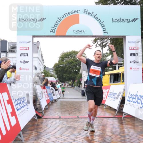 30.08.2026 - Blankeneser Heldenlauf Lena Gebhardt http://msf.ph/oto/10017873 30.08.2026 09:22:55 Ziel 3509, 3666, 3728 meine-sportfotos.de