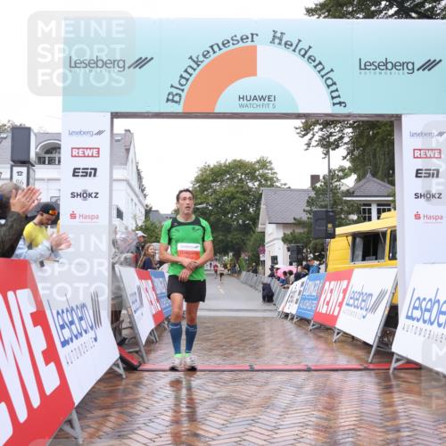30.08.2026 - Blankeneser Heldenlauf Lena Gebhardt http://msf.ph/oto/10017878 30.08.2026 09:23:03 Ziel 3650 meine-sportfotos.de