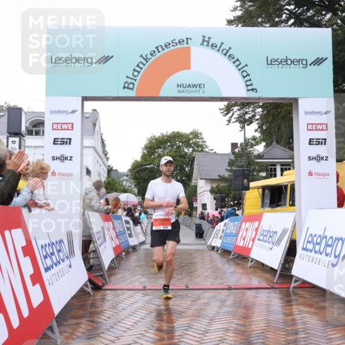30.08.2026 - Blankeneser Heldenlauf Lena Gebhardt http://msf.ph/oto/10017925 30.08.2026 09:23:41 Ziel 3582, 3596 meine-sportfotos.de