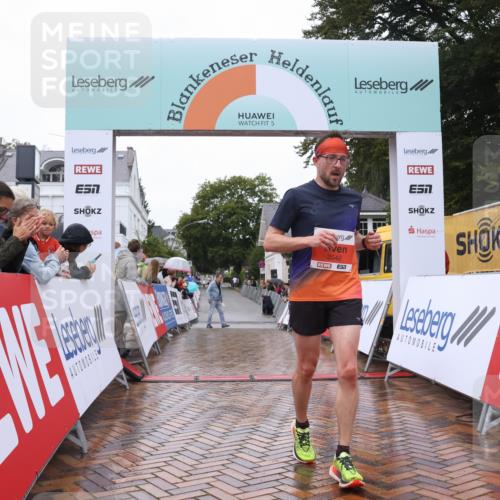 30.08.2026 - Blankeneser Heldenlauf Lena Gebhardt http://msf.ph/oto/10017966 30.08.2026 09:24:21 Ziel 3542, 3567 meine-sportfotos.de