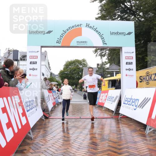 30.08.2026 - Blankeneser Heldenlauf Lena Gebhardt http://msf.ph/oto/10017972 30.08.2026 09:24:39 Ziel 3575, 3642 meine-sportfotos.de