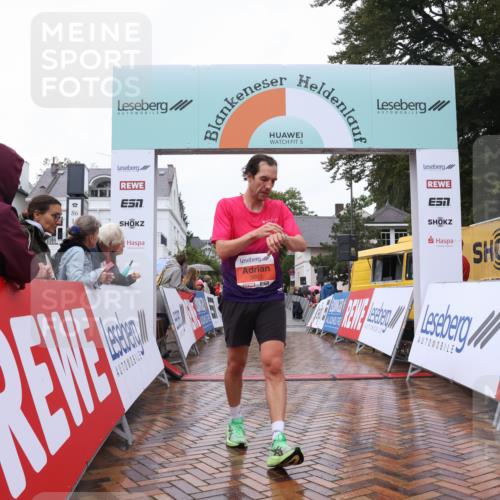 30.08.2026 - Blankeneser Heldenlauf Lena Gebhardt http://msf.ph/oto/10017995 30.08.2026 09:24:51 Ziel 3683 meine-sportfotos.de