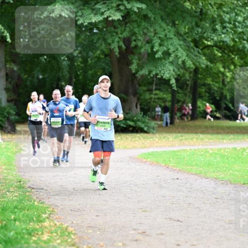 30.08.2026 - Blankeneser Heldenlauf Dr. Thomas Lammeyer http://msf.ph/oto/10018006 30.08.2026 10:07:42 Laufen 5625 meine-sportfotos.de