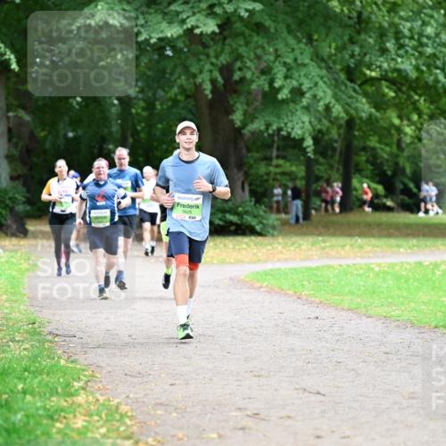 30.08.2026 - Blankeneser Heldenlauf Dr. Thomas Lammeyer http://msf.ph/oto/10018008 30.08.2026 10:07:42 Laufen 2011, 5625 meine-sportfotos.de