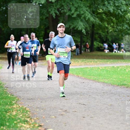 30.08.2026 - Blankeneser Heldenlauf Dr. Thomas Lammeyer http://msf.ph/oto/10018016 30.08.2026 10:07:43 Laufen 2011, 5625 meine-sportfotos.de