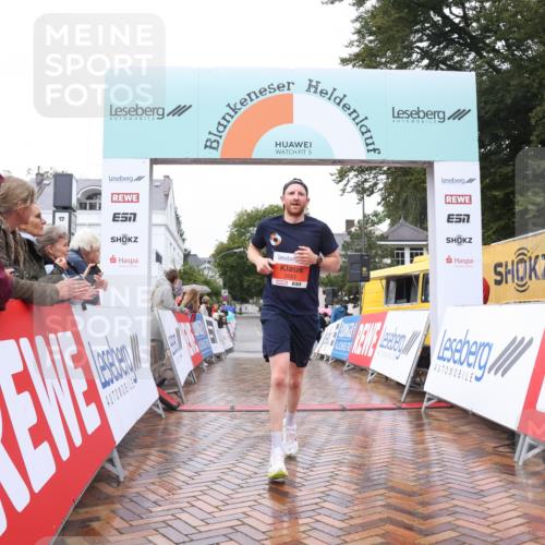 30.08.2026 - Blankeneser Heldenlauf Lena Gebhardt http://msf.ph/oto/10018021 30.08.2026 09:25:12 Ziel 3583, 3587 meine-sportfotos.de