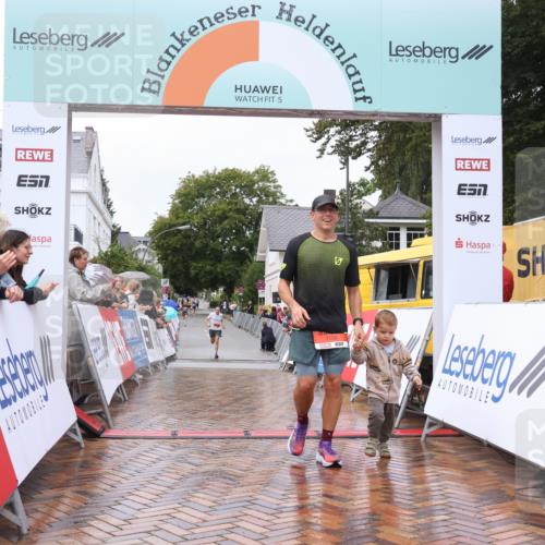 30.08.2026 - Blankeneser Heldenlauf Lena Gebhardt http://msf.ph/oto/10018030 30.08.2026 09:25:41 Ziel 3559 meine-sportfotos.de