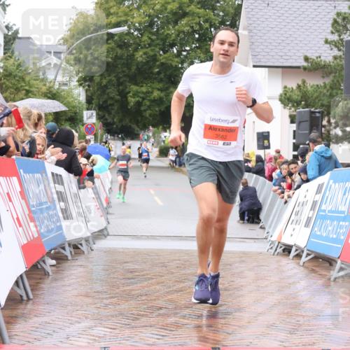 30.08.2026 - Blankeneser Heldenlauf Lena Gebhardt http://msf.ph/oto/10018039 30.08.2026 09:25:46 Ziel 3559, 3562 meine-sportfotos.de