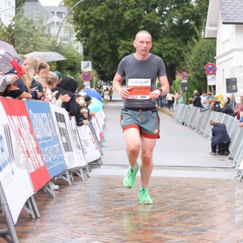 30.08.2026 - Blankeneser Heldenlauf Lena Gebhardt http://msf.ph/oto/10018047 30.08.2026 09:25:54 Ziel 3562, 3571 meine-sportfotos.de