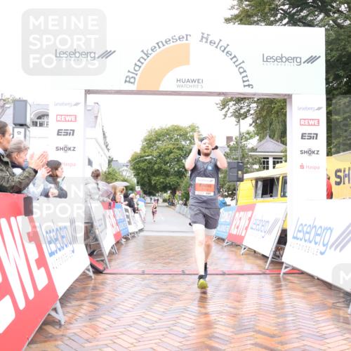30.08.2026 - Blankeneser Heldenlauf Lena Gebhardt http://msf.ph/oto/10018118 30.08.2026 09:26:57 Ziel 3574 meine-sportfotos.de
