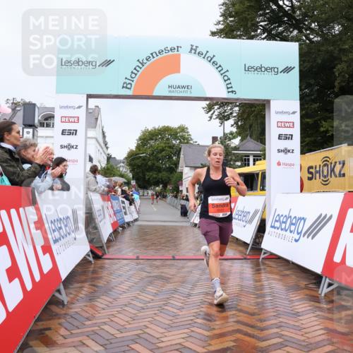 30.08.2026 - Blankeneser Heldenlauf Lena Gebhardt http://msf.ph/oto/10018127 30.08.2026 09:27:04 Ziel 3503, 3574 meine-sportfotos.de