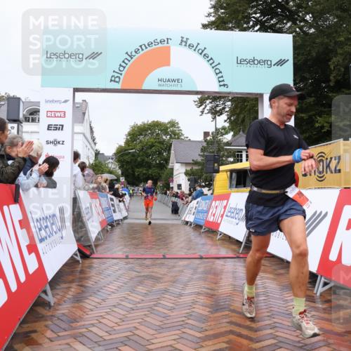 30.08.2026 - Blankeneser Heldenlauf Lena Gebhardt http://msf.ph/oto/10018136 30.08.2026 09:27:17 Ziel 3592, 3675 meine-sportfotos.de
