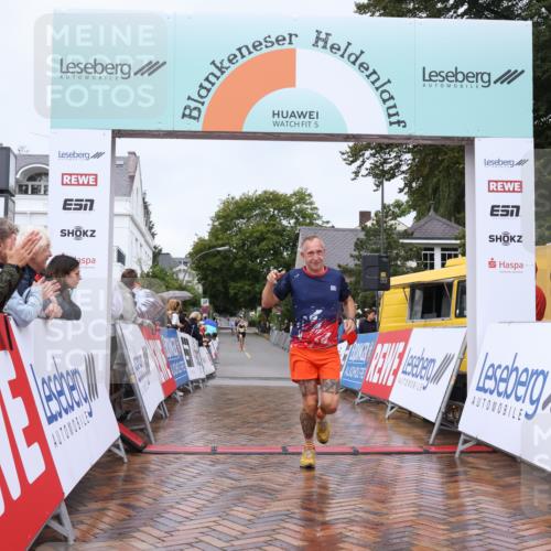 30.08.2026 - Blankeneser Heldenlauf Lena Gebhardt http://msf.ph/oto/10018142 30.08.2026 09:27:20 Ziel 3592, 3675 meine-sportfotos.de