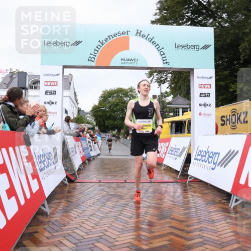 30.08.2026 - Blankeneser Heldenlauf Lena Gebhardt http://msf.ph/oto/10018155 30.08.2026 09:27:29 Ziel 1681 meine-sportfotos.de