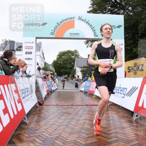 30.08.2026 - Blankeneser Heldenlauf Lena Gebhardt http://msf.ph/oto/10018158 30.08.2026 09:27:29 Ziel 1681 meine-sportfotos.de