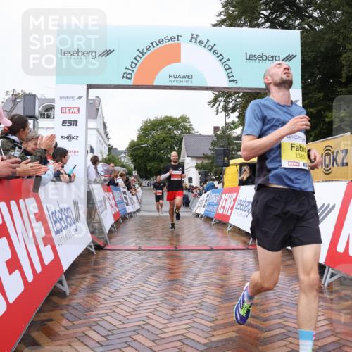 30.08.2026 - Blankeneser Heldenlauf Lena Gebhardt http://msf.ph/oto/10018213 30.08.2026 09:28:21 Ziel 1380, 3638, 3682 meine-sportfotos.de