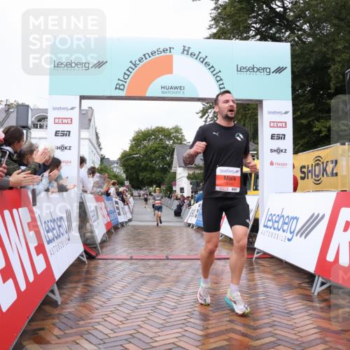 30.08.2026 - Blankeneser Heldenlauf Lena Gebhardt http://msf.ph/oto/10018228 30.08.2026 09:28:25 Ziel 1380, 3581, 3638, 3682 meine-sportfotos.de