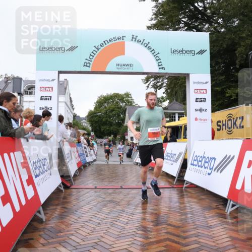 30.08.2026 - Blankeneser Heldenlauf Lena Gebhardt http://msf.ph/oto/10018240 30.08.2026 09:28:32 Ziel 3535, 3581, 3584, 3682, 3706 meine-sportfotos.de