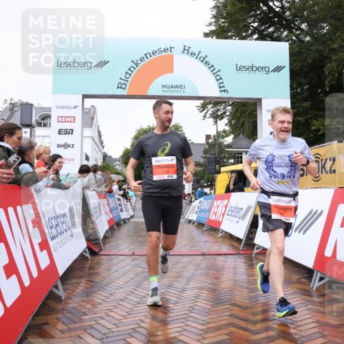 30.08.2026 - Blankeneser Heldenlauf Lena Gebhardt http://msf.ph/oto/10018254 30.08.2026 09:28:37 Ziel 3535, 3584, 3672, 3706 meine-sportfotos.de