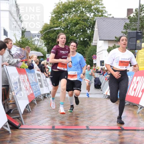 30.08.2026 - Blankeneser Heldenlauf Lena Gebhardt http://msf.ph/oto/10018274 30.08.2026 09:28:44 Ziel 3560, 3584, 3672, 3684, 3706, 3708, 3719 meine-sportfotos.de