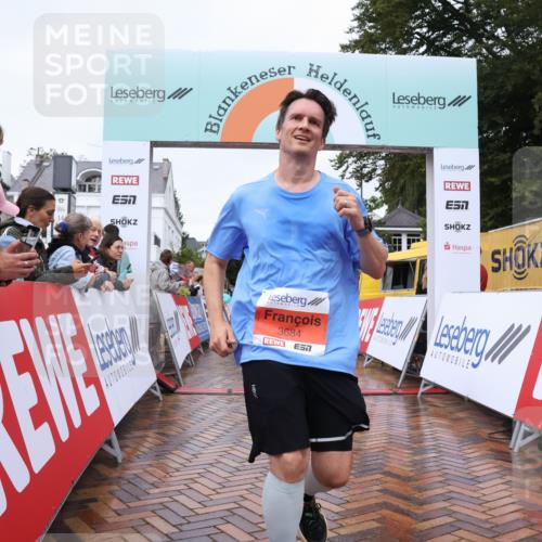 30.08.2026 - Blankeneser Heldenlauf Lena Gebhardt http://msf.ph/oto/10018287 30.08.2026 09:28:46 Ziel 3560, 3669, 3672, 3684, 3708, 3719 meine-sportfotos.de