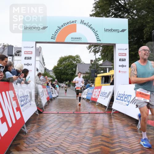 30.08.2026 - Blankeneser Heldenlauf Lena Gebhardt http://msf.ph/oto/10018296 30.08.2026 09:28:49 Ziel 3560, 3669, 3684, 3708, 3719 meine-sportfotos.de