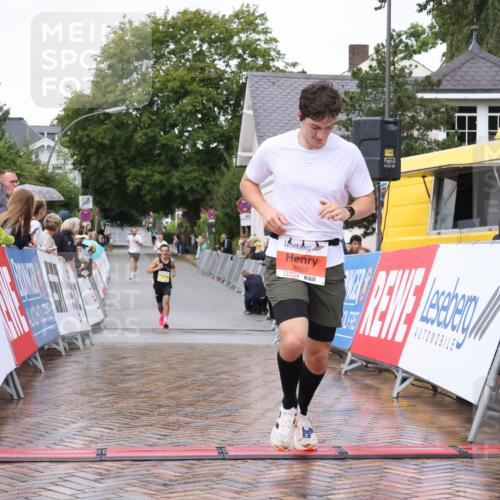 30.08.2026 - Blankeneser Heldenlauf Lena Gebhardt http://msf.ph/oto/10018298 30.08.2026 09:28:50 Ziel 1612, 3560, 3669, 3684, 3708, 3719 meine-sportfotos.de
