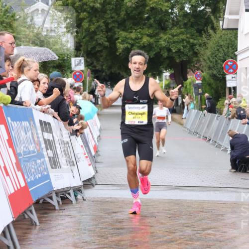 30.08.2026 - Blankeneser Heldenlauf Lena Gebhardt http://msf.ph/oto/10018305 30.08.2026 09:28:53 Ziel 1612, 3560, 3669 meine-sportfotos.de