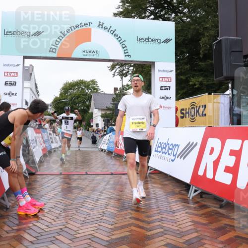 30.08.2026 - Blankeneser Heldenlauf Lena Gebhardt http://msf.ph/oto/10018337 30.08.2026 09:29:18 Ziel 1347, 1517, 3656, 3735 meine-sportfotos.de