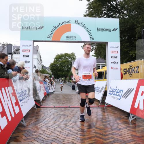 30.08.2026 - Blankeneser Heldenlauf Lena Gebhardt http://msf.ph/oto/10018350 30.08.2026 09:29:51 Ziel 3671 meine-sportfotos.de