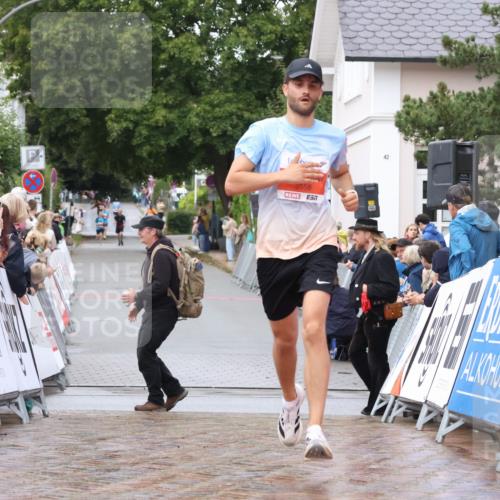 30.08.2026 - Blankeneser Heldenlauf Lena Gebhardt http://msf.ph/oto/10018356 30.08.2026 09:29:55 Ziel 3558, 3671 meine-sportfotos.de