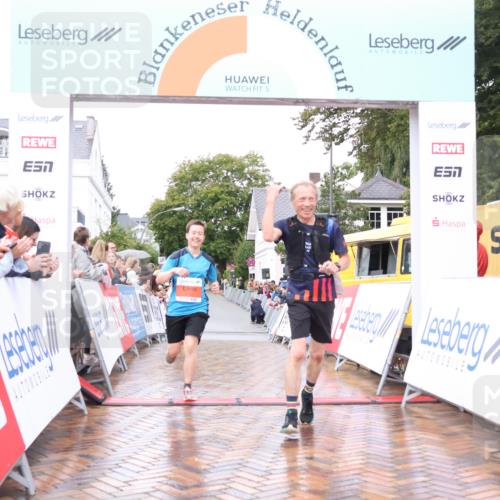 30.08.2026 - Blankeneser Heldenlauf Lena Gebhardt http://msf.ph/oto/10018384 30.08.2026 09:30:24 Ziel 1362, 3533, 3577, 3606 meine-sportfotos.de