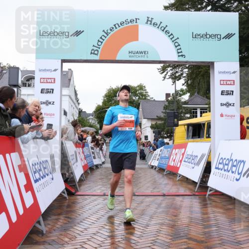 30.08.2026 - Blankeneser Heldenlauf Lena Gebhardt http://msf.ph/oto/10018395 30.08.2026 09:30:27 Ziel 3533, 3577, 3606 meine-sportfotos.de