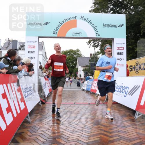 30.08.2026 - Blankeneser Heldenlauf Lena Gebhardt http://msf.ph/oto/10018406 30.08.2026 09:30:45 Ziel 3628, 3657 meine-sportfotos.de