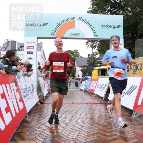30.08.2026 - Blankeneser Heldenlauf Lena Gebhardt http://msf.ph/oto/10018409 30.08.2026 09:30:45 Ziel 3628, 3657 meine-sportfotos.de