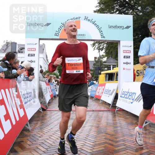 30.08.2026 - Blankeneser Heldenlauf Lena Gebhardt http://msf.ph/oto/10018412 30.08.2026 09:30:46 Ziel 3518, 3628, 3657, 3730 meine-sportfotos.de