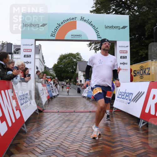 30.08.2026 - Blankeneser Heldenlauf Lena Gebhardt http://msf.ph/oto/10018427 30.08.2026 09:30:51 Ziel 3518, 3628, 3657, 3730 meine-sportfotos.de