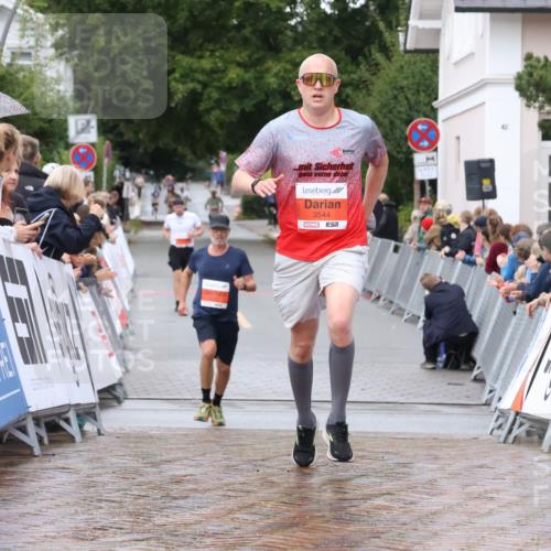 30.08.2026 - Blankeneser Heldenlauf Lena Gebhardt http://msf.ph/oto/10018432 30.08.2026 09:30:55 Ziel 3518, 3544, 3610, 3730 meine-sportfotos.de