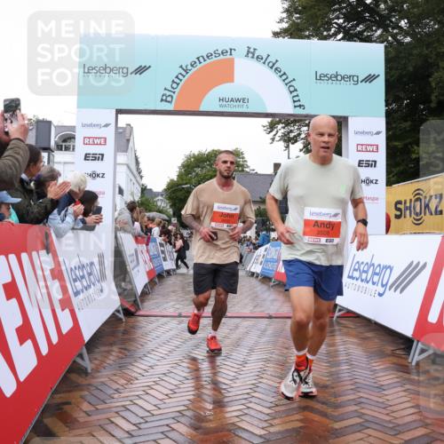 30.08.2026 - Blankeneser Heldenlauf Lena Gebhardt http://msf.ph/oto/10018478 30.08.2026 09:31:19 Ziel 1801, 3508, 3632 meine-sportfotos.de