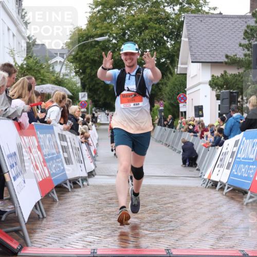 30.08.2026 - Blankeneser Heldenlauf Lena Gebhardt http://msf.ph/oto/10018486 30.08.2026 09:31:35 Ziel 1597, 3530, 3594 meine-sportfotos.de