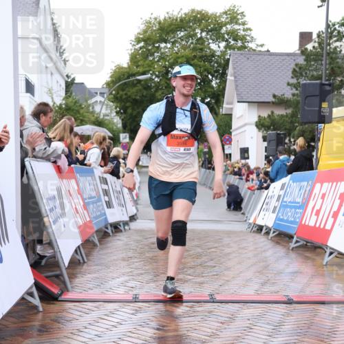 30.08.2026 - Blankeneser Heldenlauf Lena Gebhardt http://msf.ph/oto/10018488 30.08.2026 09:31:36 Ziel 1597, 3530, 3594 meine-sportfotos.de