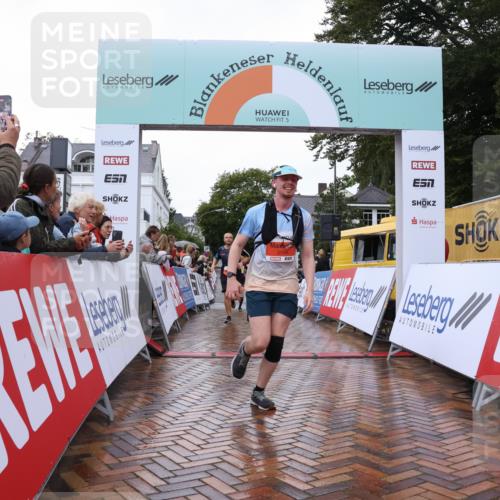 30.08.2026 - Blankeneser Heldenlauf Lena Gebhardt http://msf.ph/oto/10018493 30.08.2026 09:31:37 Ziel 1597, 3530, 3594 meine-sportfotos.de