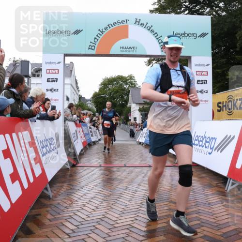 30.08.2026 - Blankeneser Heldenlauf Lena Gebhardt http://msf.ph/oto/10018495 30.08.2026 09:31:37 Ziel 1597, 3530, 3594 meine-sportfotos.de