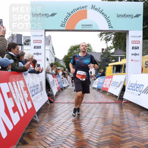 30.08.2026 - Blankeneser Heldenlauf Lena Gebhardt http://msf.ph/oto/10018499 30.08.2026 09:31:39 Ziel 1023, 1597, 3530, 3594 meine-sportfotos.de