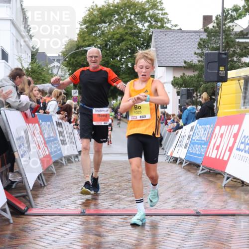 30.08.2026 - Blankeneser Heldenlauf Lena Gebhardt http://msf.ph/oto/10018516 30.08.2026 09:31:44 Ziel 1023, 1597, 3530, 3707 meine-sportfotos.de