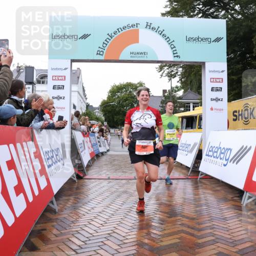30.08.2026 - Blankeneser Heldenlauf Lena Gebhardt http://msf.ph/oto/10018540 30.08.2026 09:31:52 Ziel 1645, 3598, 3707 meine-sportfotos.de