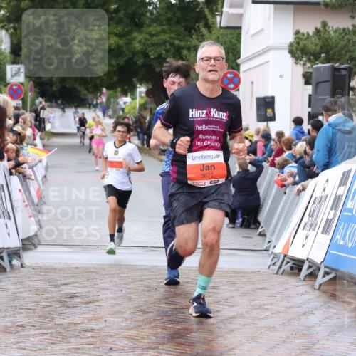 30.08.2026 - Blankeneser Heldenlauf Lena Gebhardt http://msf.ph/oto/10018543 30.08.2026 09:31:57 Ziel 1645, 1731, 3598, 3627, 3703 meine-sportfotos.de