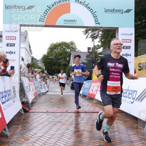 30.08.2026 - Blankeneser Heldenlauf Lena Gebhardt http://msf.ph/oto/10018550 30.08.2026 09:31:59 Ziel 1645, 1731, 3627, 3703 meine-sportfotos.de